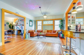 2 Mi to Golden 1 Center Historic Home with Deck!